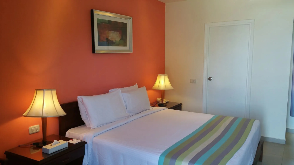 Xperience Hill-Top Beach Resort