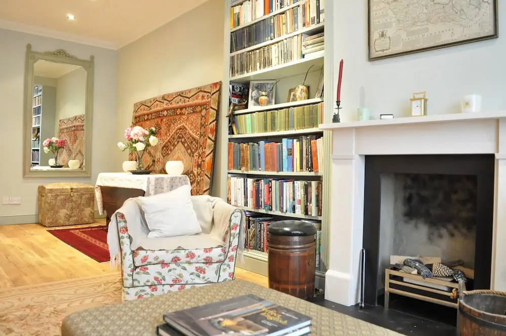 4 Bedroom Home In Battersea