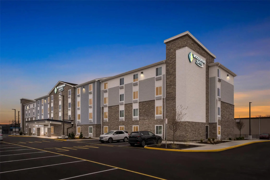 Woodspring Suites Wilmington Riverfront