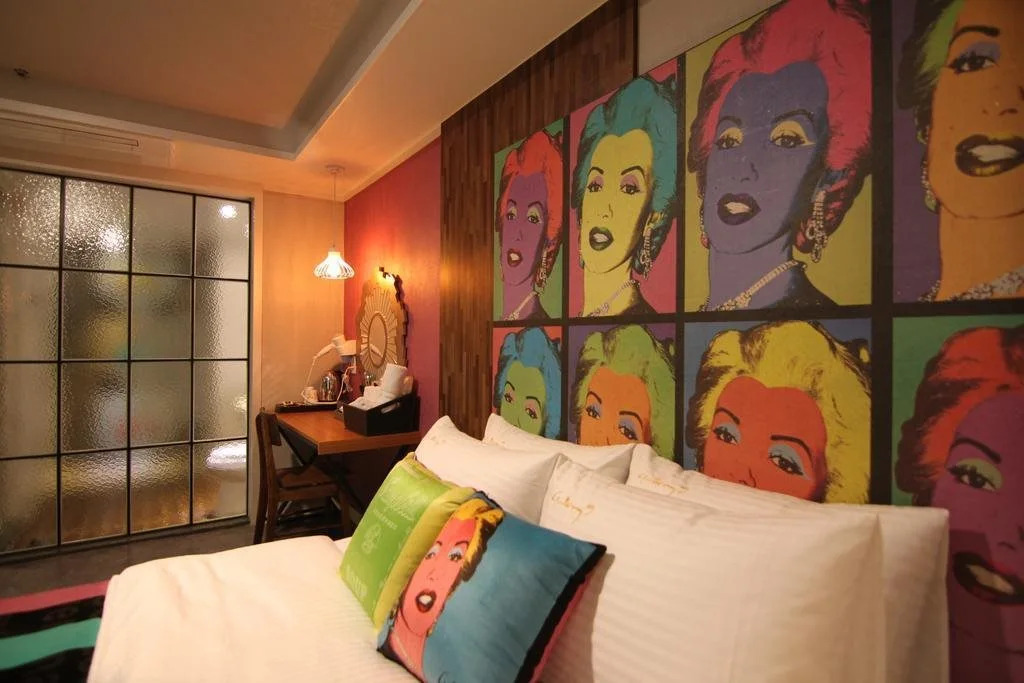 Gallery 9 Motel