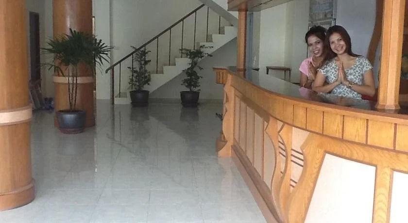 Holiday House Kata & Karon Phuket Hotel