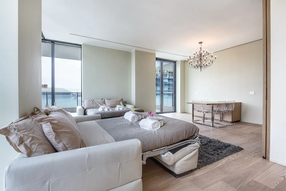 Stylish elegant Apartment in Torre Solaria with exclusive Milans view