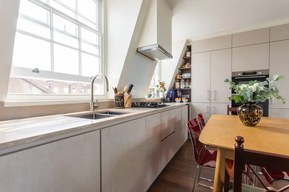 Chepstow Road X by Onefinestay