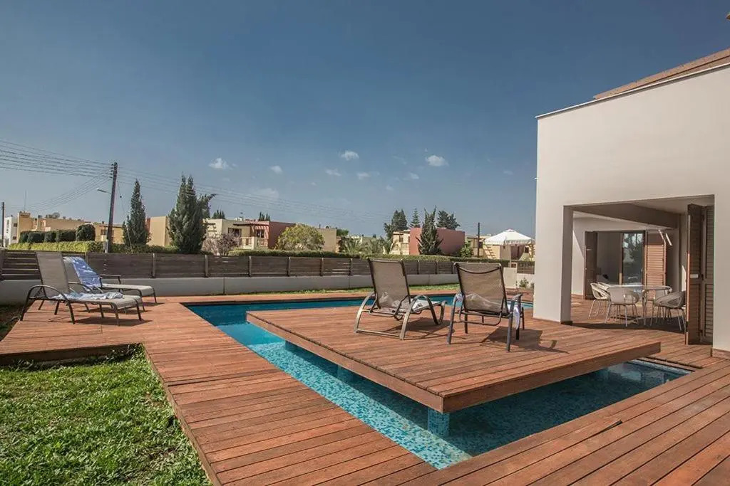 Villa Petreris Enas - Stunning 3 Bedroom Central Ayia Napa Villa With Pool