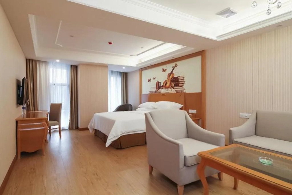 Vienna Hotel Nanjing Olympic Sports Center