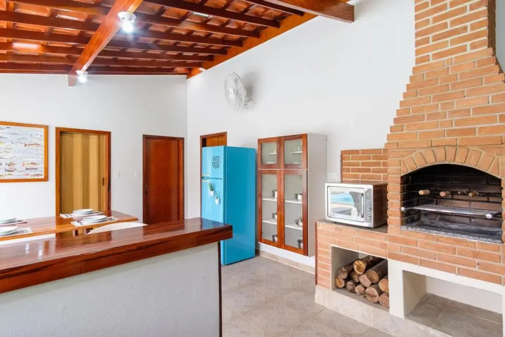 BH12 - Barra Seca · BH 12: CASA DE PRAIA GOSTOSA COM ÁREA GOURMET