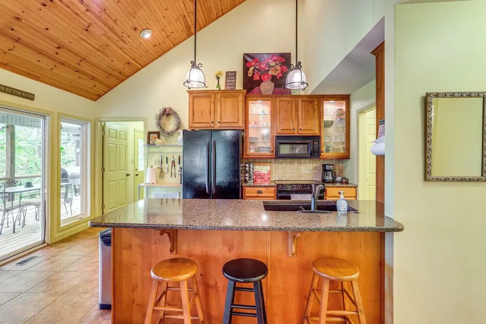 Spring River Vacation Rental w/ Deck & Views