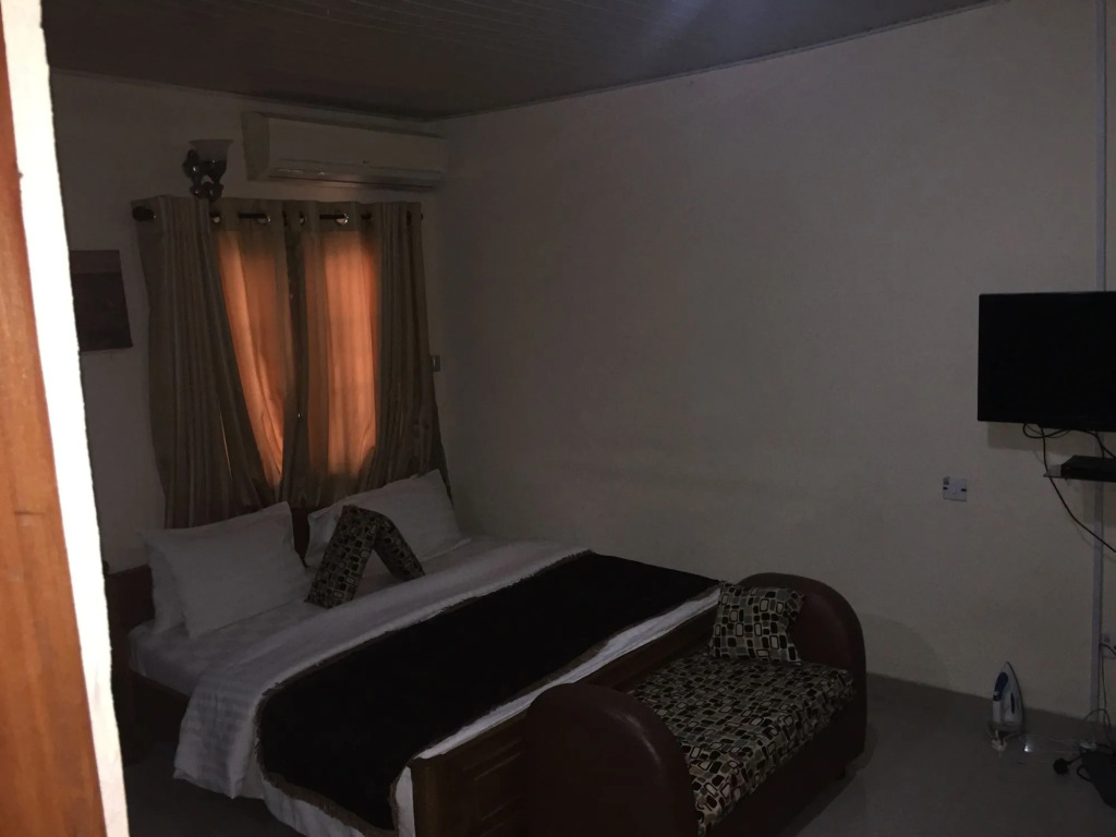 Light house hotel and apartments