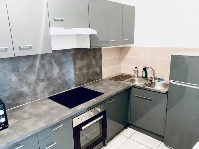 Maison 2 Chambres - Lille - 4 Pers - 300m Metro (Adults Only)