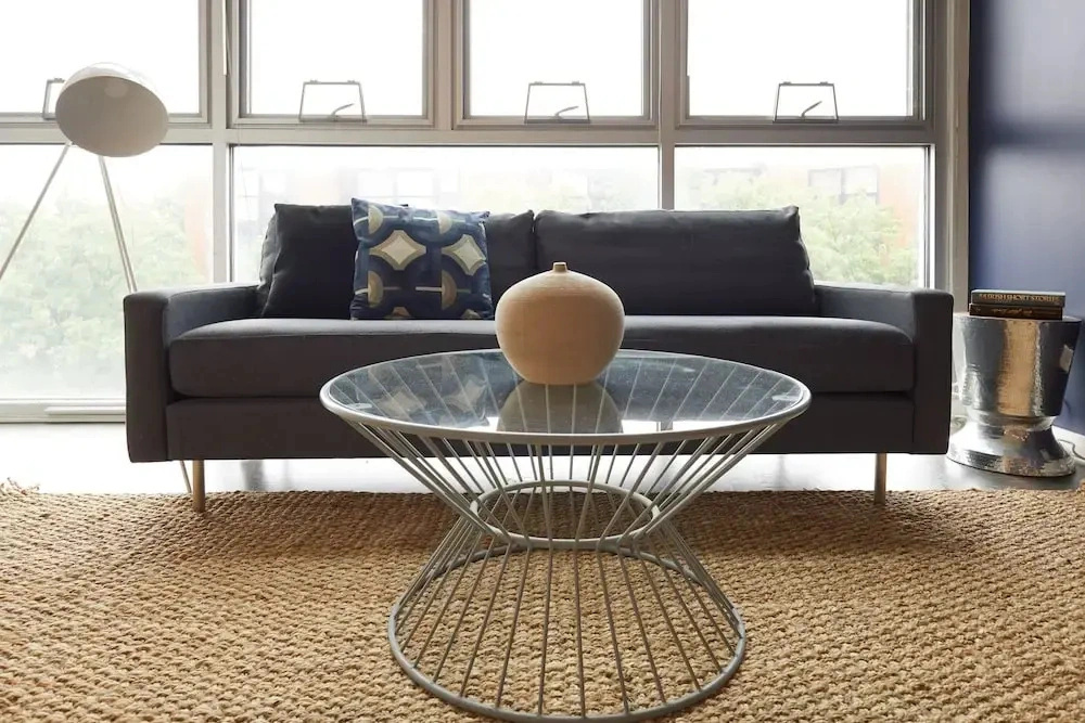 Distinct Lincoln Park Suites by Sonder