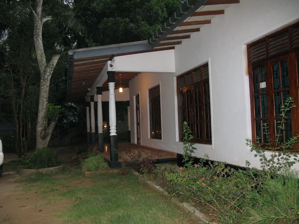 royal garden residence