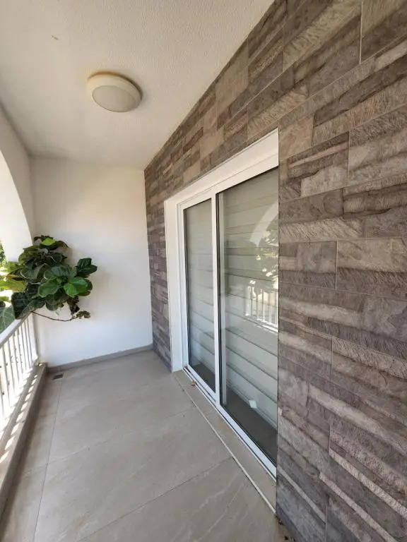 Merab Holidays Apartment Annita Court B14