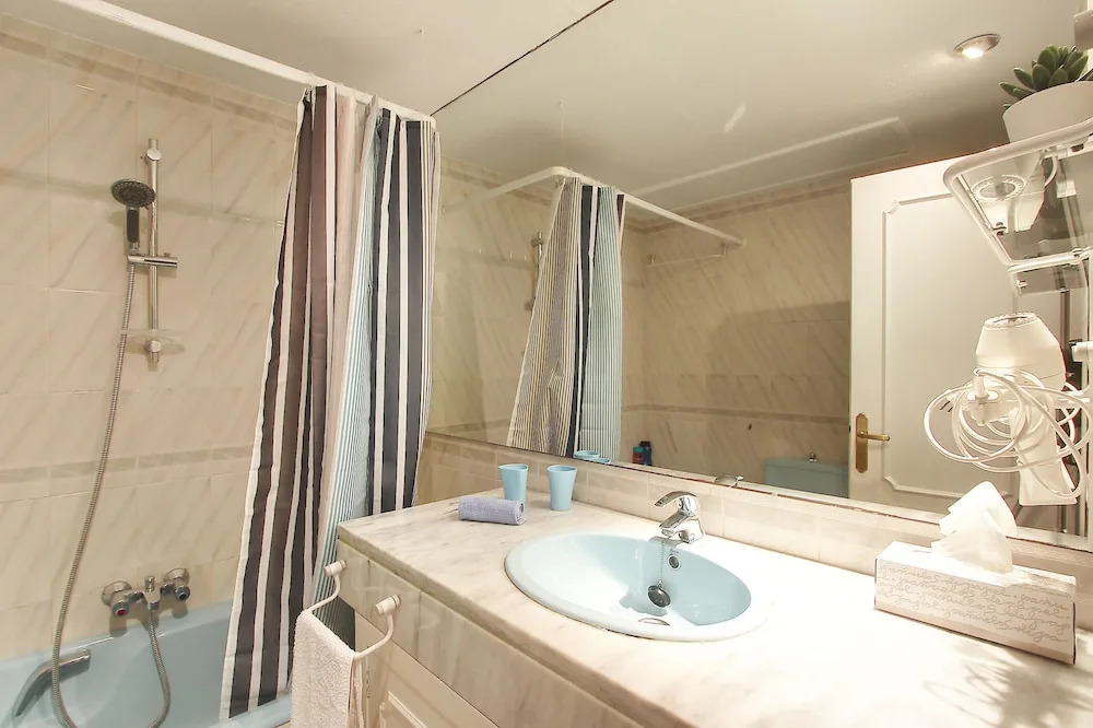 1093 Beachfront Apartment 3 Pools 50 Mtr From Beach Large Terrace