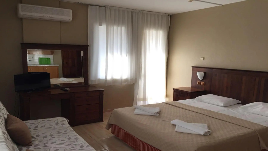 Cicek Apart Hotel