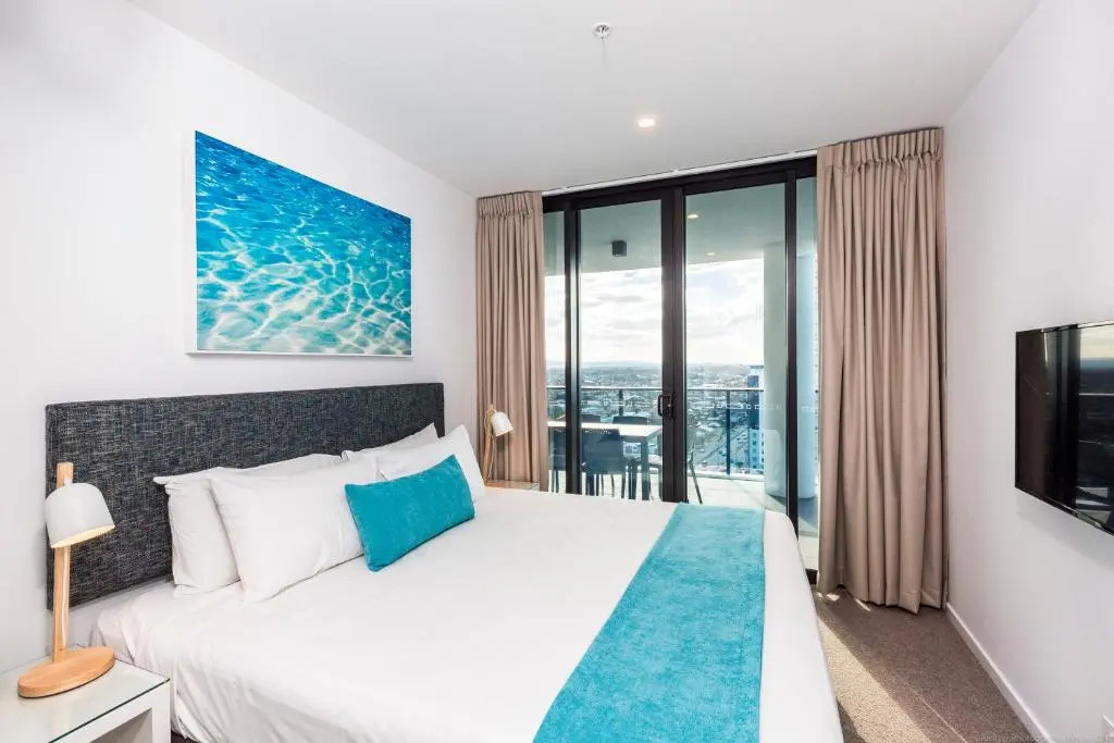 Boardwalk Burleigh Beach - Official