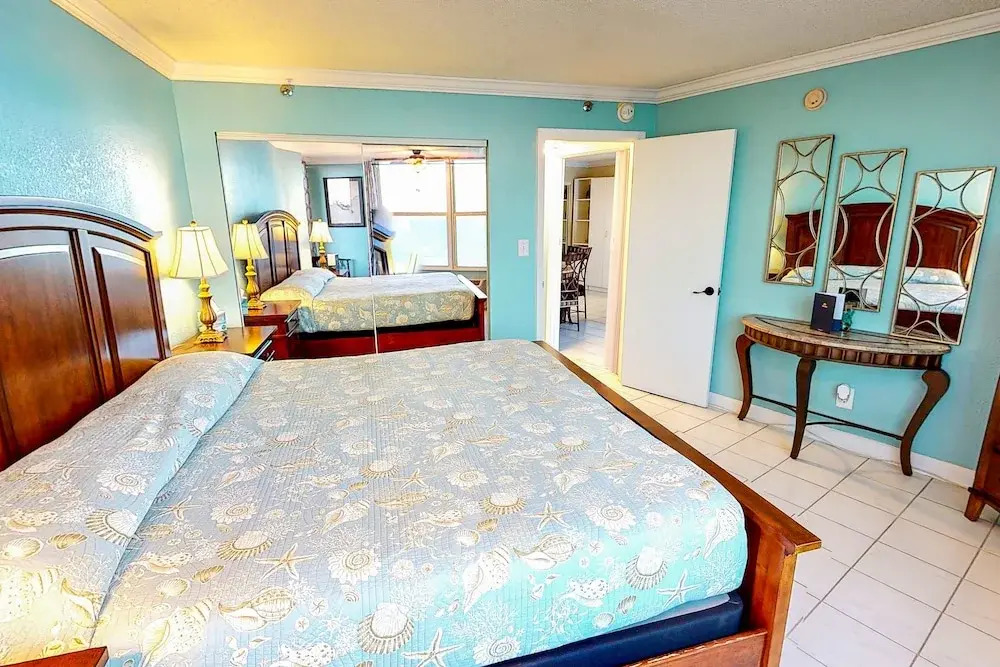 Harbour Beach Resort 701 - Sea-rays Cove
