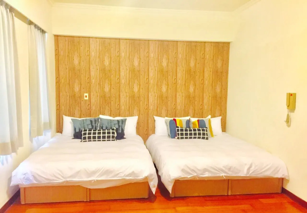 Fly Inn Hostel 2