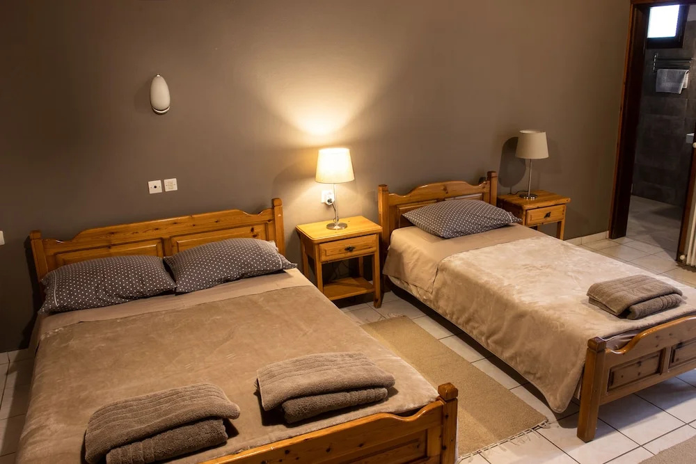 Hotel Defkalion