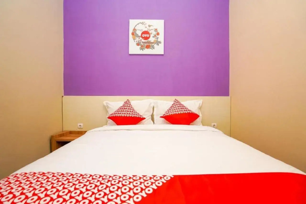 Hotel O Surabaya near Surabaya Town Square formerly Kupang Gunung Residence