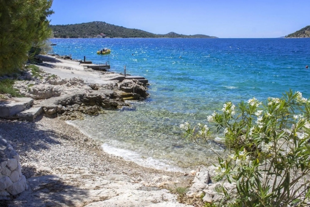 Milans - 25m From the Beach - A3
