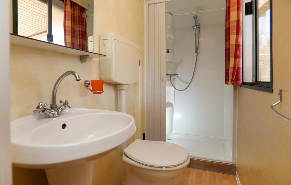 Stunning Caravan in Trogir With 2 Bedrooms and Wifi