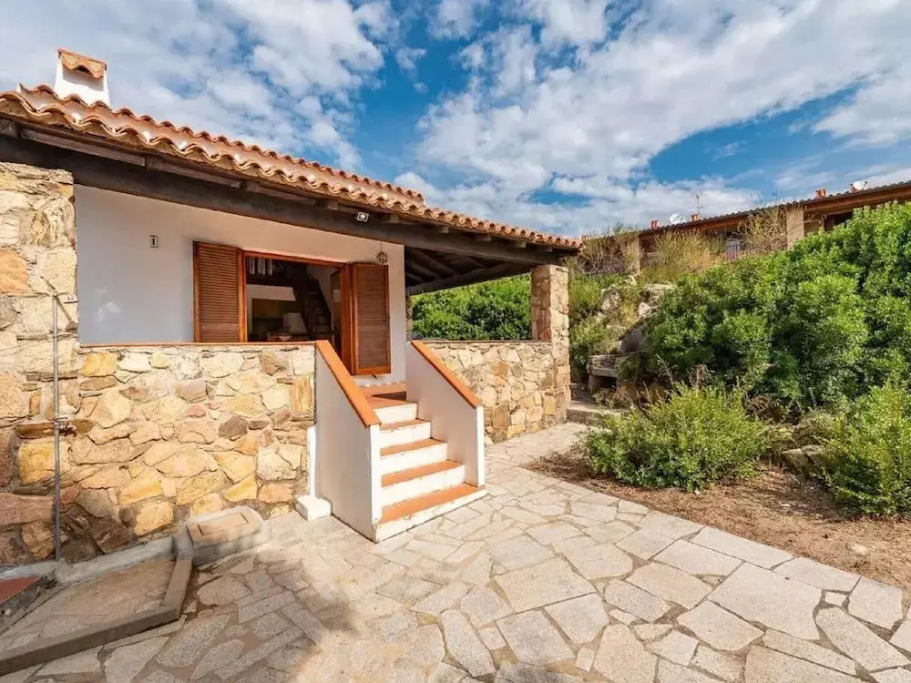 Pittulongu Villa near Rocce Beach for 4
