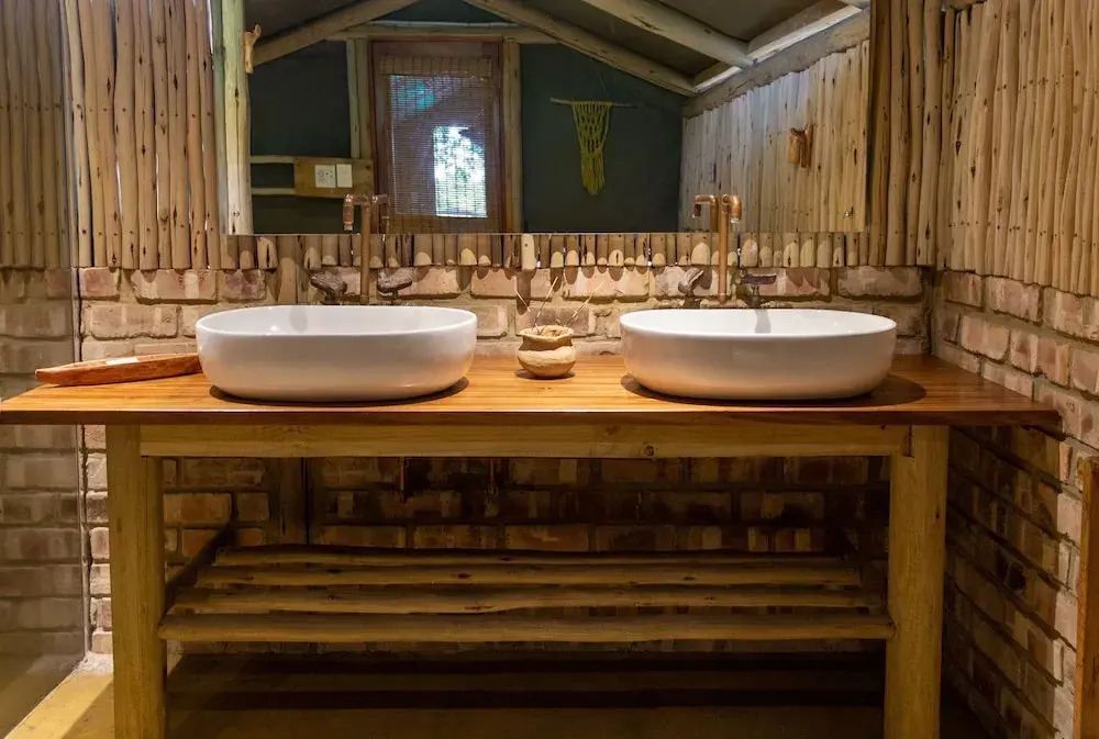 Ndhovu Safari Lodge