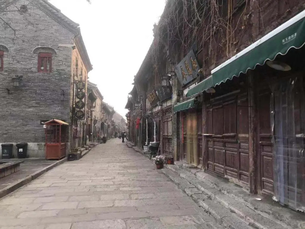 7Days Premium Zibo Zhoucun Zhoulong Road Furniture Market Branch