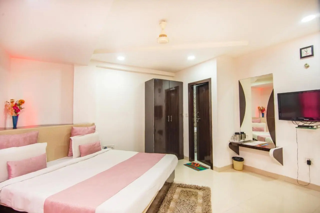 Hotel Morya Regency