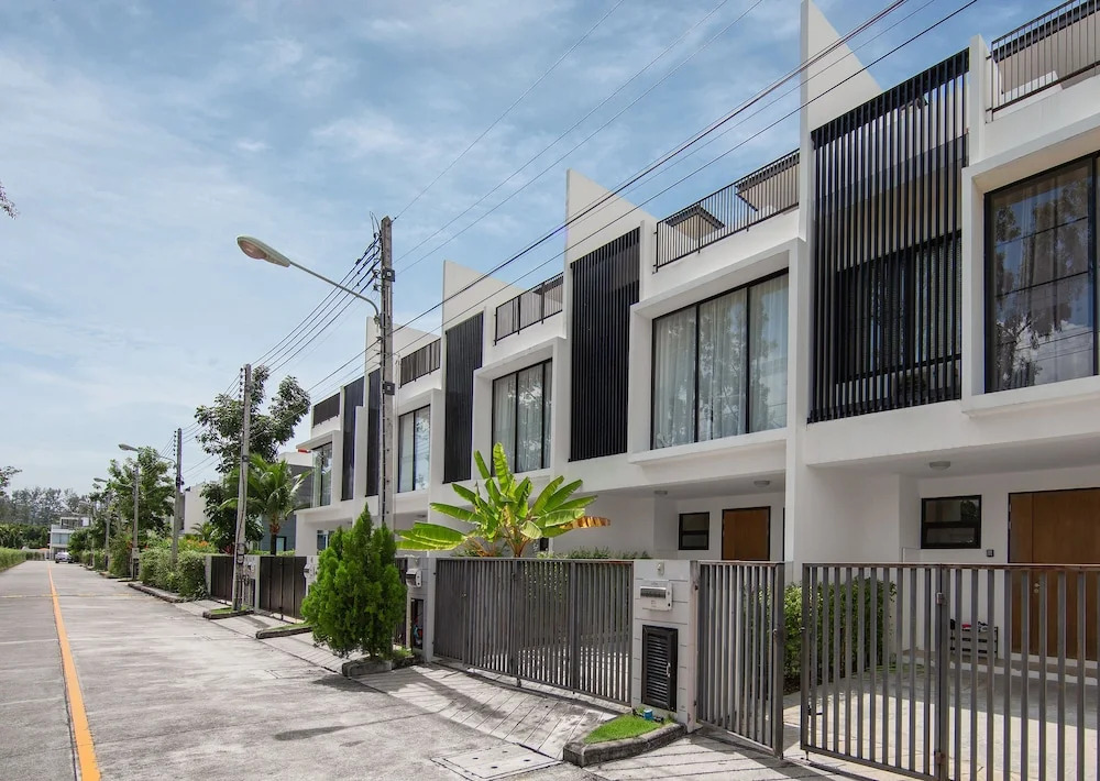 Villa Biak by TropicLook