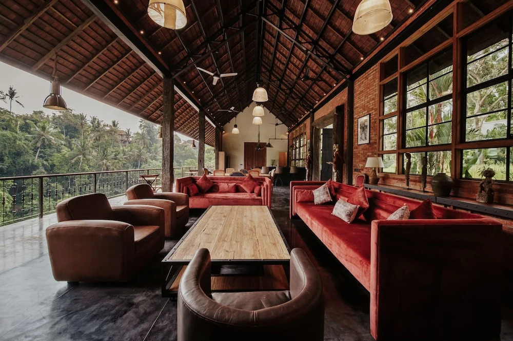 Villa Bedulu Cliff Estate Ubud - Wood Side