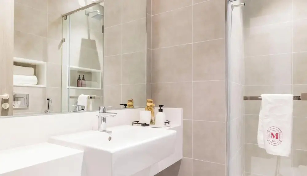 Manzil - Spacious 2BR near Dubai Mall