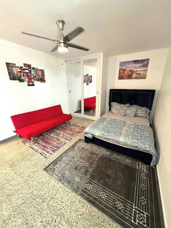 Stylish Remodeled 3BR With Pool,parking Near Airport & Beaches