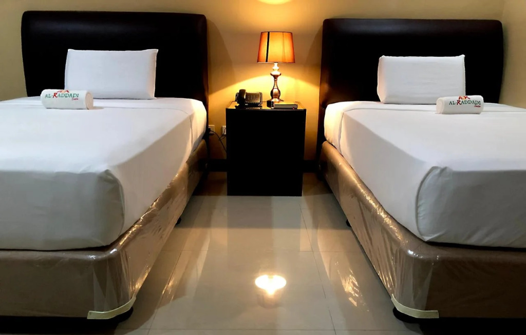Al-Raddadi Suites