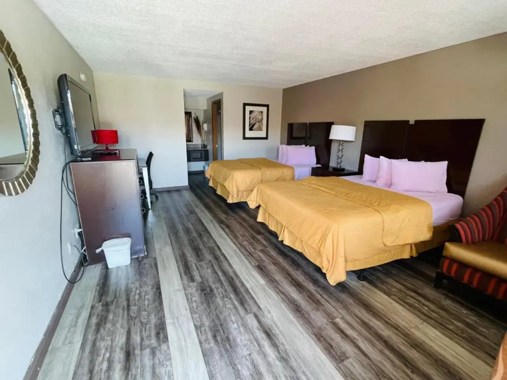 Mountain Grove Travelodge