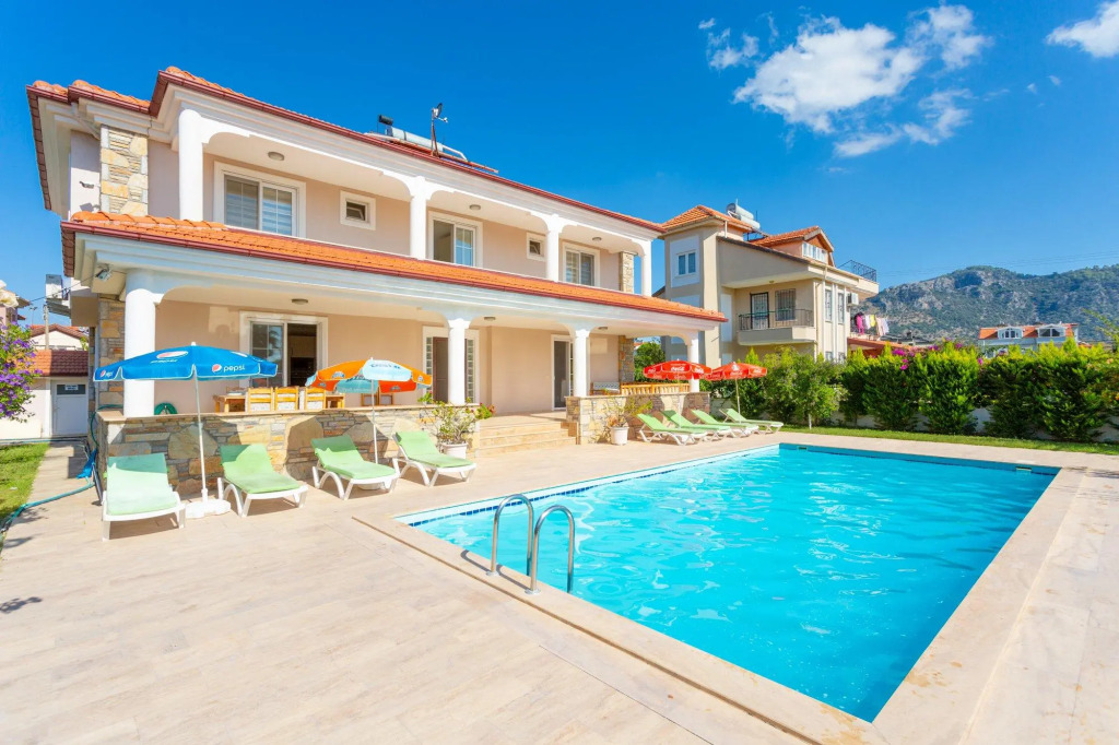Villa Atlantis