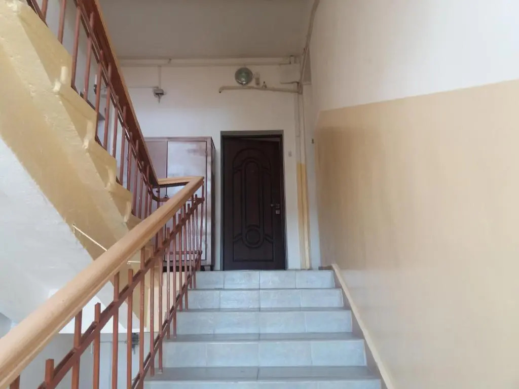 Demirjian Apt