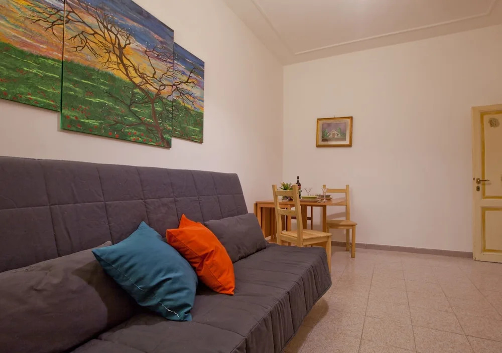 TRASTEVERE PALACE GUEST House