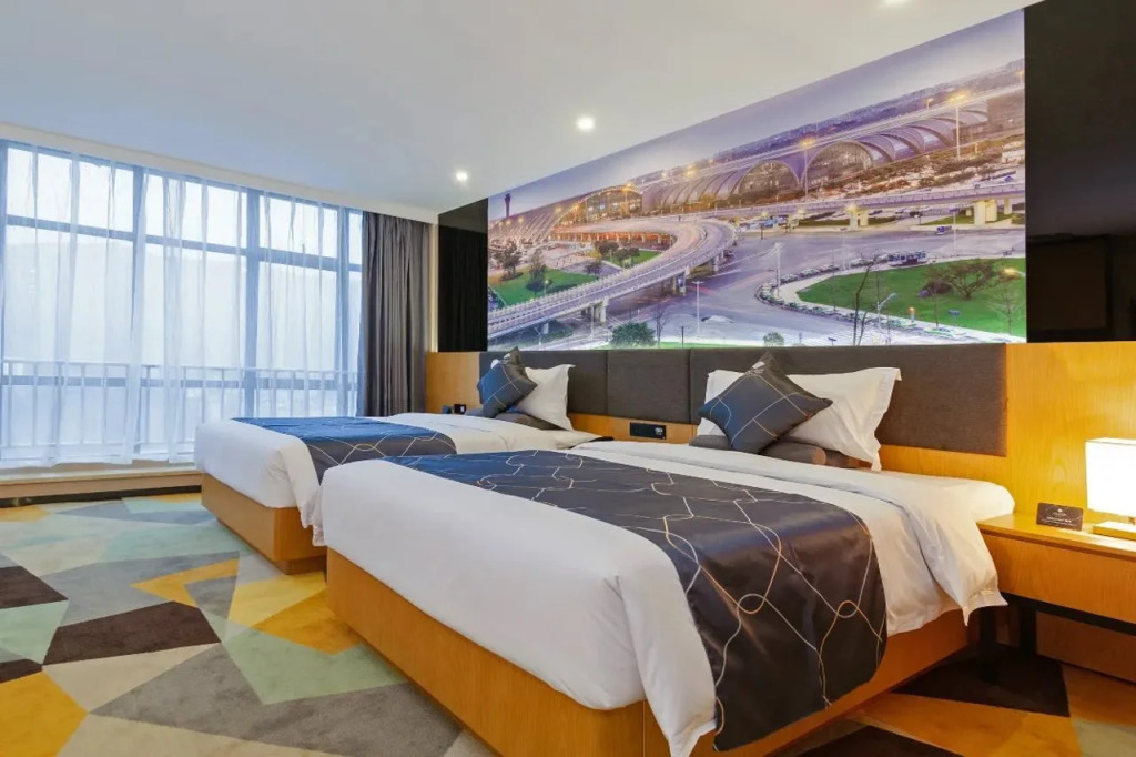 Chonpines Hotels·Guangyuan Nanhe Central Plaza