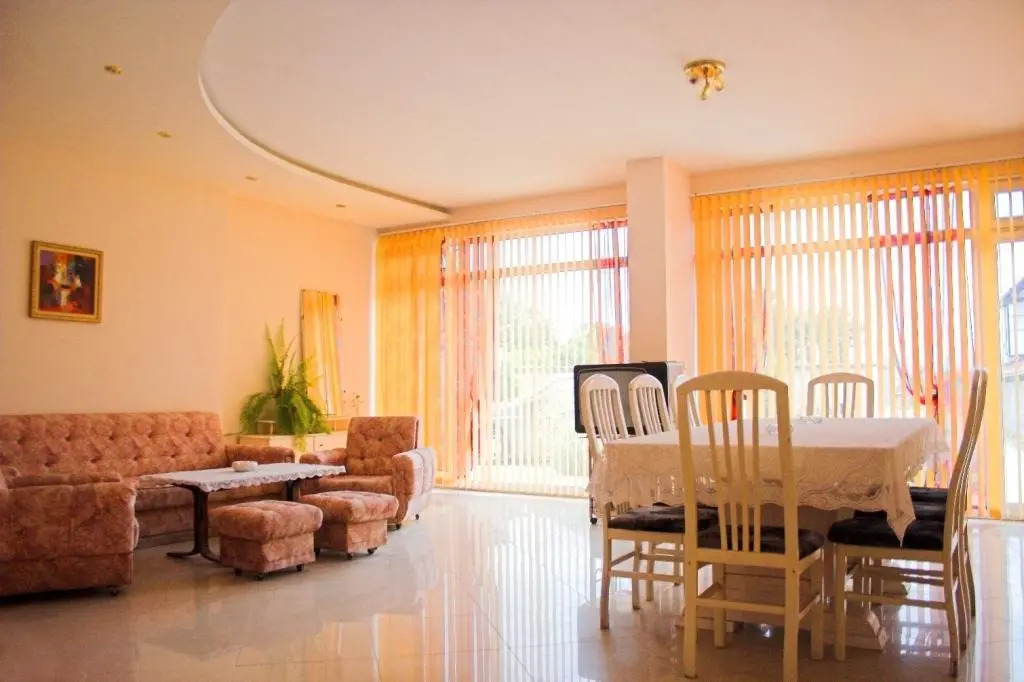Family Hotel Liana