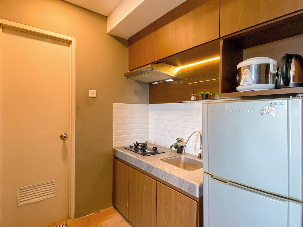 Contemporary Comfort 2Br Apartment Pakubuwono Terrace