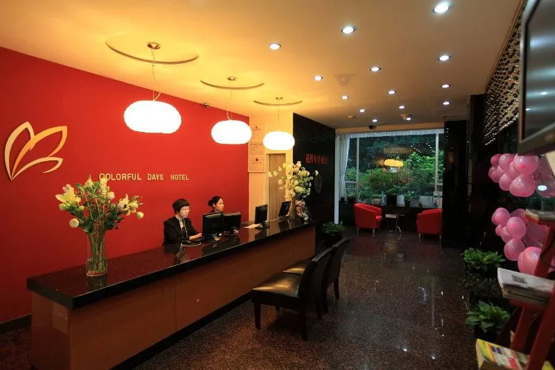 Colorful Days Hotel