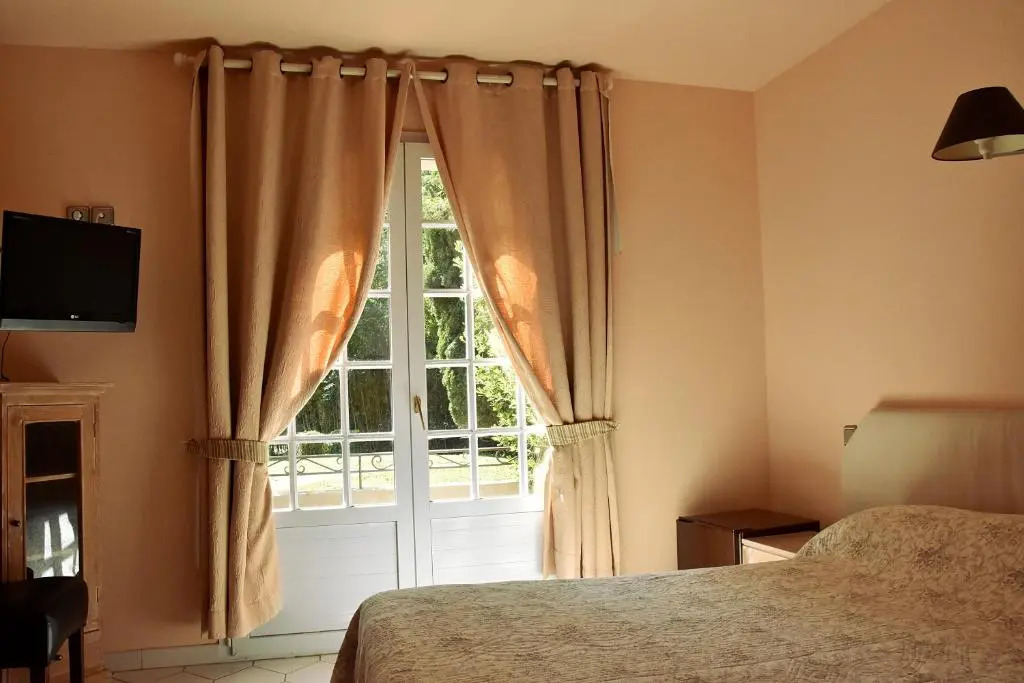 Hotel Les Mazets Des Roches
