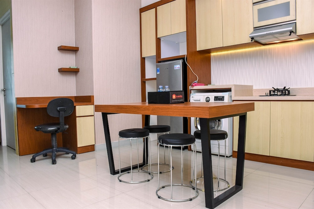 Spacious And Cozy 2Br Grand Kamala Lagoon Apartment