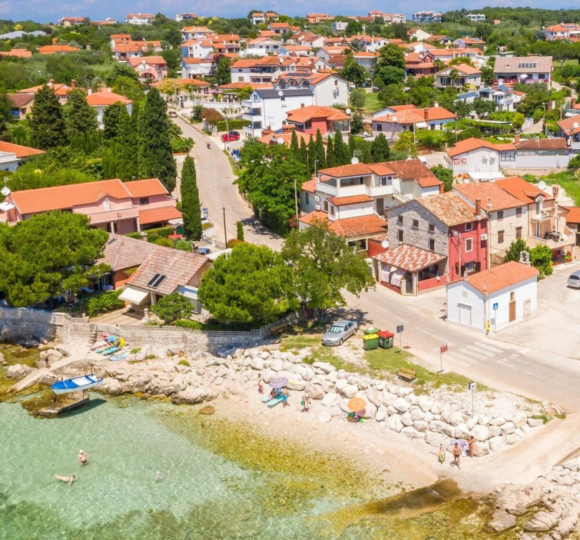 Awesome Apartment in Zambratija With Wifi and 2 Bedrooms