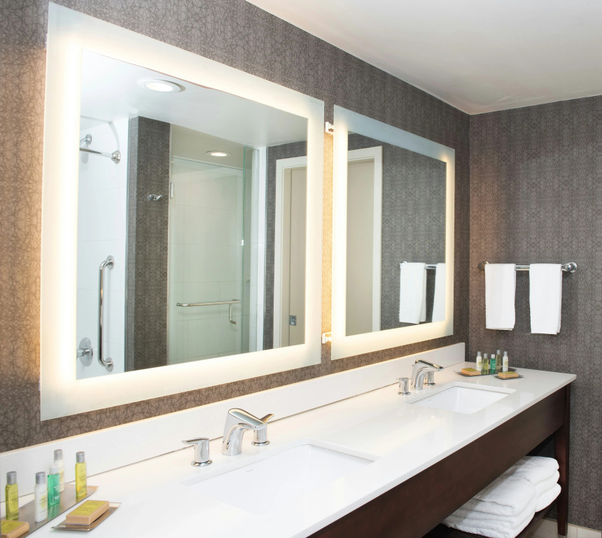 DoubleTree Hotel & Suites Charleston Airport