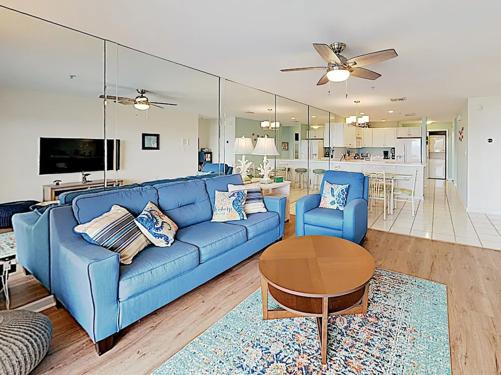 New Listing! Heron Harbor Haven W/ Pools & Tennis 2 Bedroom Condo