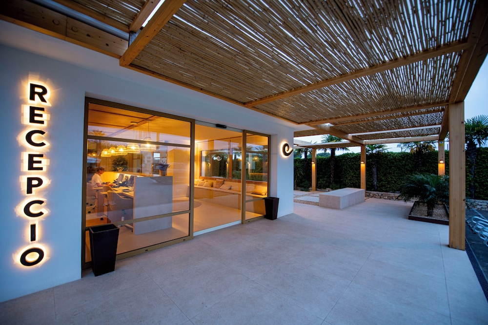 Creixell Camping & Family Resort