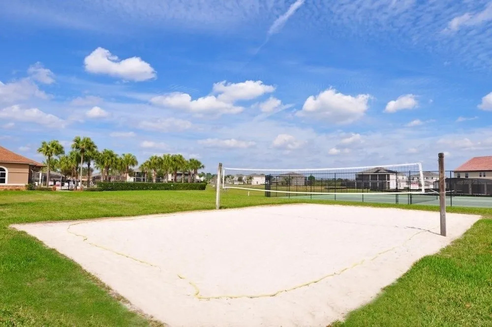 Fabulous 6 Bed Pool Home With Game Room 6 Bedroom Home by RedAwning