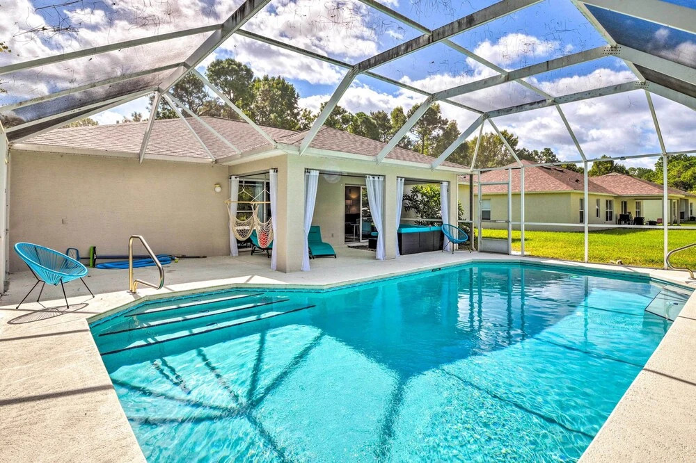 Bright Palm Coast Gem w/ Lanai & Private Pool